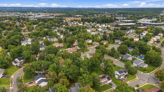 46 Meredith Rd, Edison Twp., NJ 08817