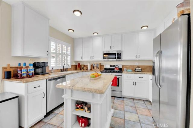30393 Blume Circle, Menifee, CA 92584