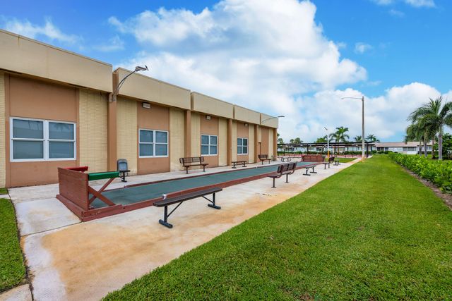 2739 Dudley Drive W D, West Palm Beach, FL 33415