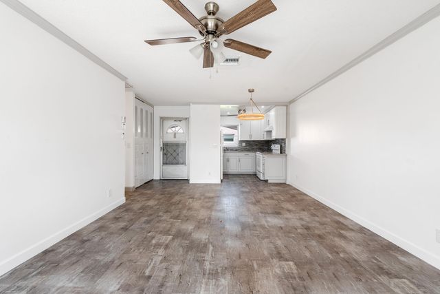 2739 Dudley Drive W D, West Palm Beach, FL 33415