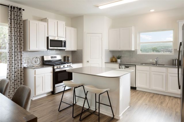 1605 Roaming Oak BND, Georgetown, TX 78628