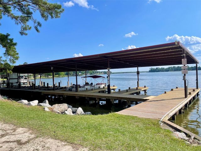 520 Lake Shore Drive, Trinity, TX 75862