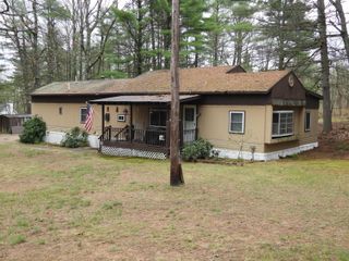 16 Venne Avenue, Morrisonville, NY 12962