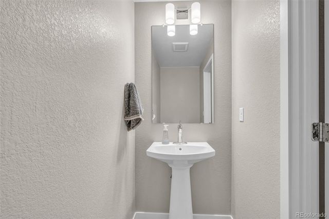 9074 Moondance Drive, Littleton, CO 80125