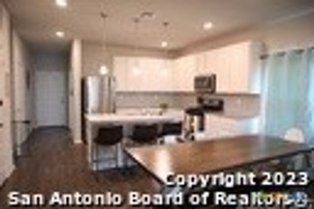 1724 Stone House, New Braunfels, TX 78132