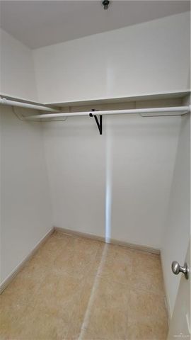 1500 Hummingbird Court 22, Pharr, TX 78577