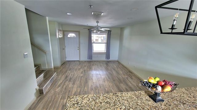 1500 Hummingbird Court 22, Pharr, TX 78577