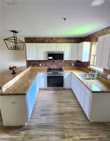 1500 Hummingbird Court 22, Pharr, TX 78577