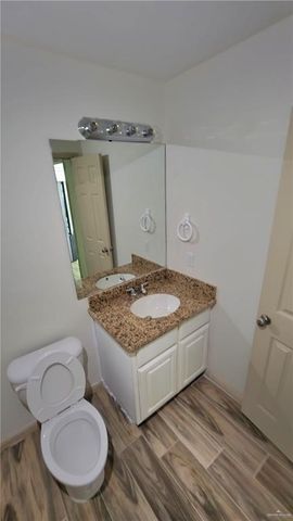 1500 Hummingbird Court 22, Pharr, TX 78577