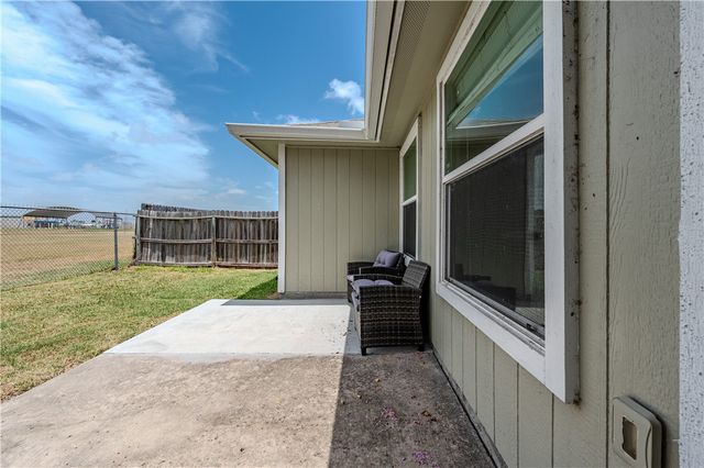 3741 WL breeding Dr, Corpus Christi, TX 78414