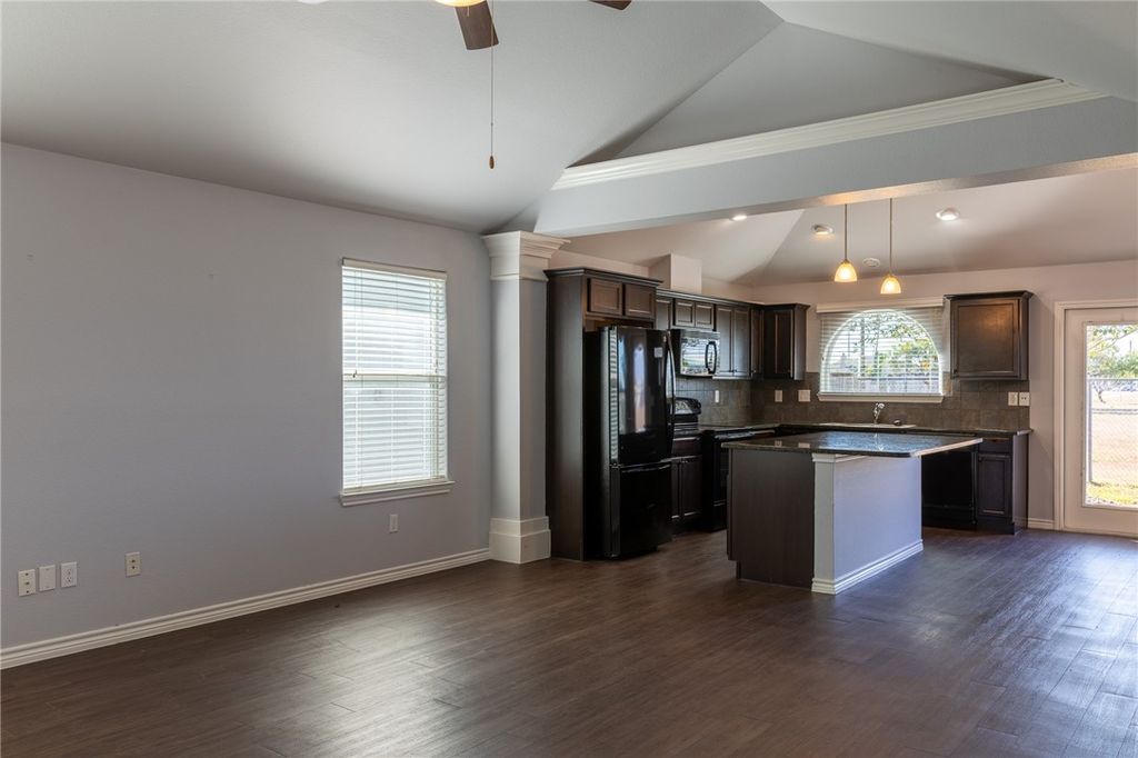 3741 WL breeding Dr, Corpus Christi, TX 78414 — photo 4