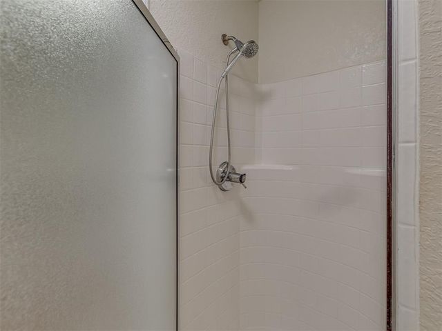 2904 Canyon Oaks Court, Norman, OK 73071