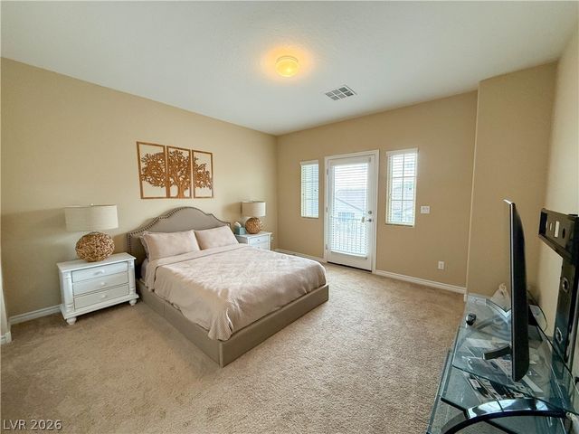 7276 White Bloom Avenue, Las Vegas, NV 89117