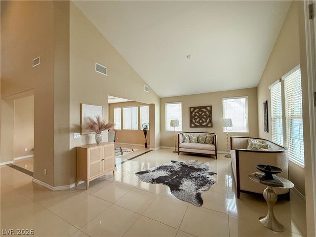 7276 White Bloom Avenue, Las Vegas, NV 89117
