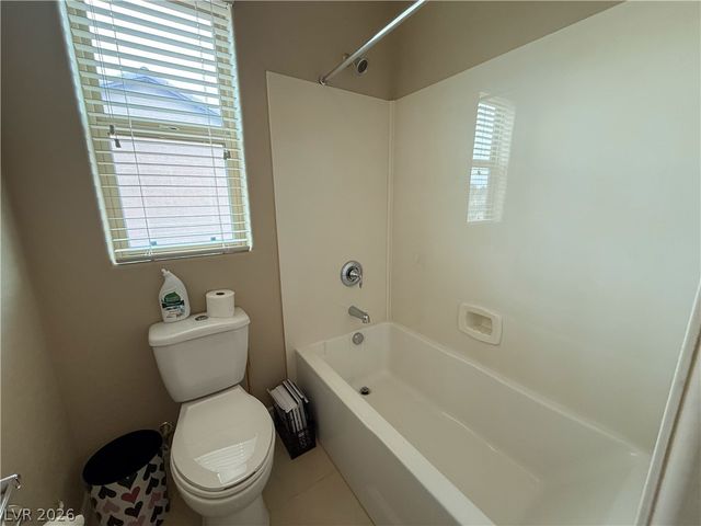 7276 White Bloom Avenue, Las Vegas, NV 89117