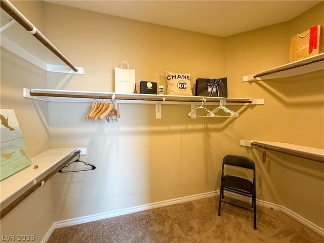 7276 White Bloom Avenue, Las Vegas, NV 89117
