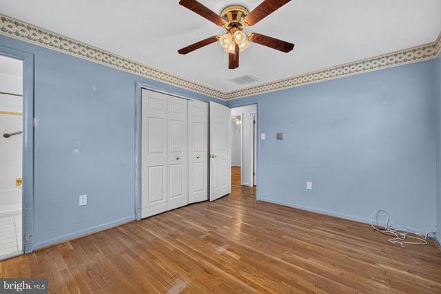 19 HAMILTON TERRACE DR, Hamilton, VA 20158