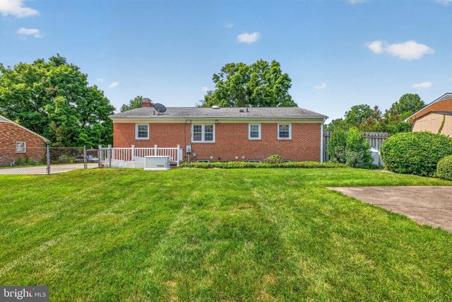 19 HAMILTON TERRACE DR, Hamilton, VA 20158