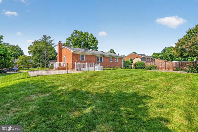 19 HAMILTON TERRACE DR, Hamilton, VA 20158