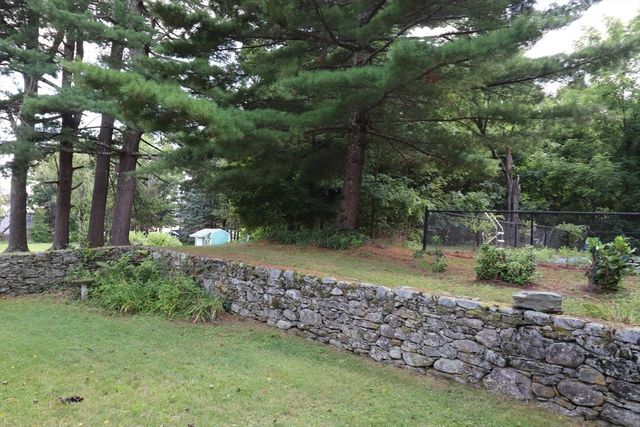 55 Franklin St, West Boylston, MA 01583