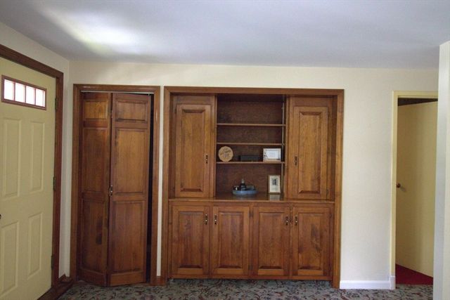 55 Franklin St, West Boylston, MA 01583