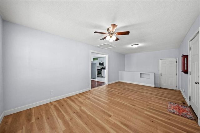 16501 E 3RD Street, Independence, MO 64056