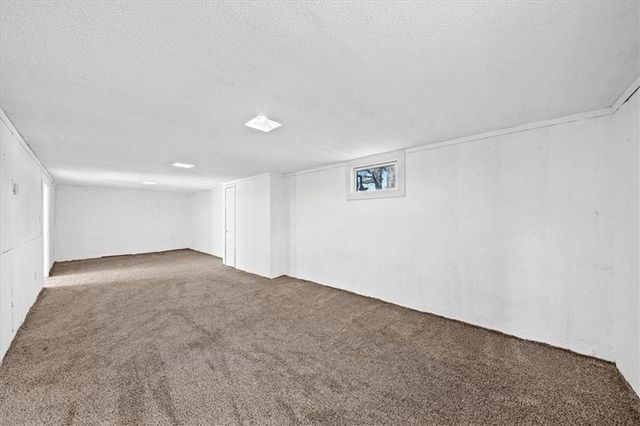 16501 E 3RD Street, Independence, MO 64056