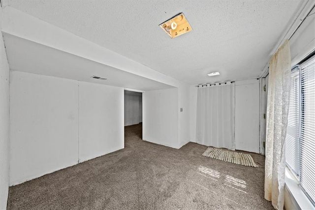 16501 E 3RD Street, Independence, MO 64056