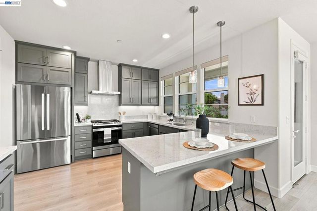 37508 Zephyr Ter, Fremont, CA 94536