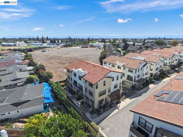 37508 Zephyr Ter, Fremont, CA 94536