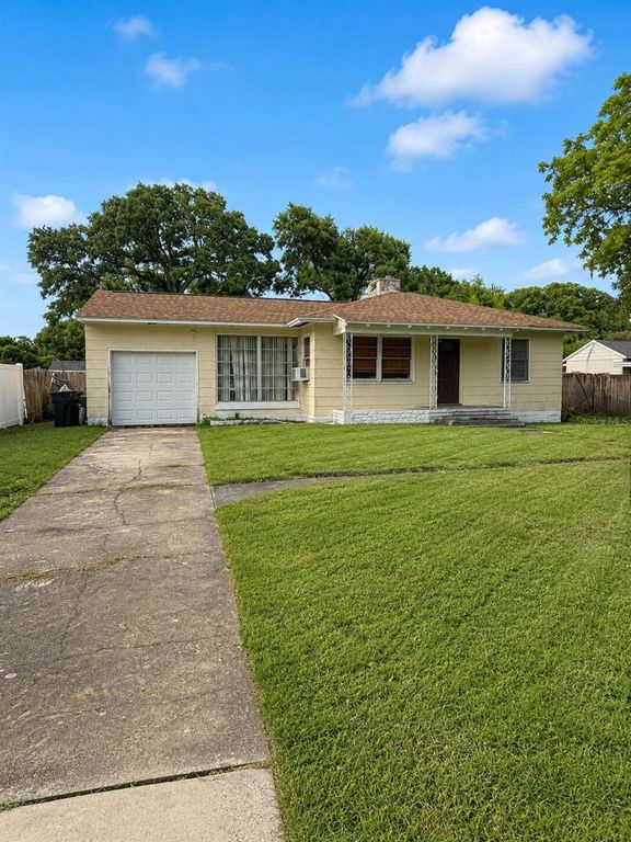 1370 ADMIRAL WOODSON LANE, Clearwater, FL 33755