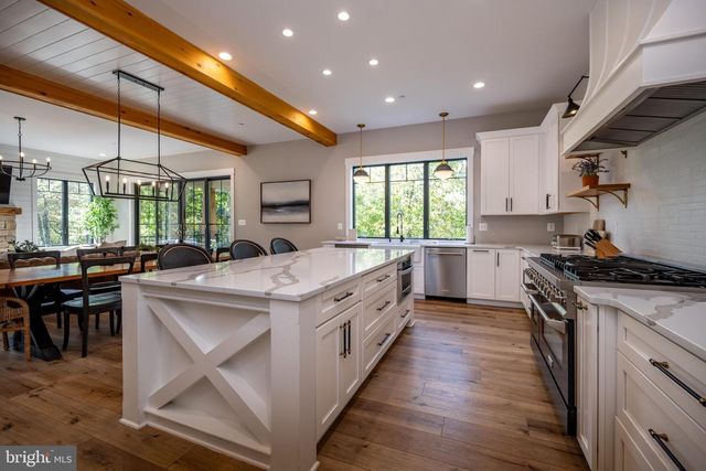 152 RIDGE RUN RD, Mc Henry, MD 21541