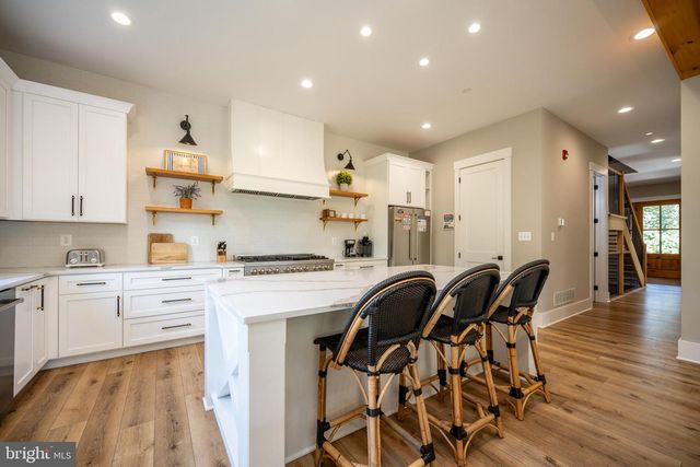 152 RIDGE RUN RD, Mc Henry, MD 21541