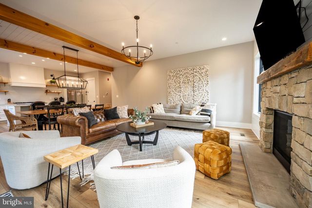 152 RIDGE RUN RD, Mc Henry, MD 21541