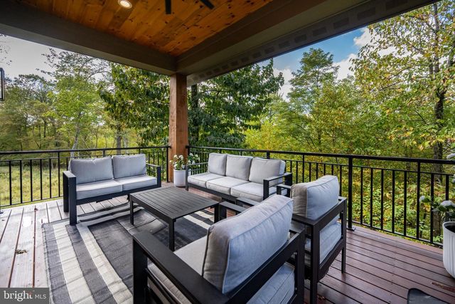 152 RIDGE RUN RD, Mc Henry, MD 21541