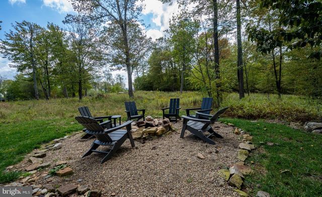 152 RIDGE RUN RD, Mc Henry, MD 21541