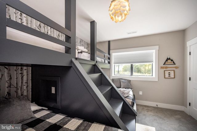 152 RIDGE RUN RD, Mc Henry, MD 21541