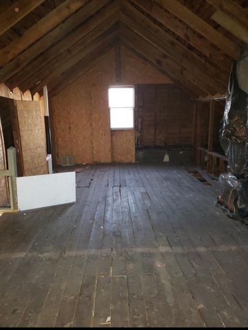 2461 Old Greenbrier Pike, Greenbrier, TN 37073