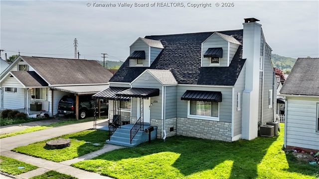 106 Layne Avenue, Nitro, WV 25143