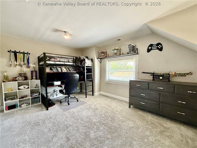 106 Layne Avenue, Nitro, WV 25143