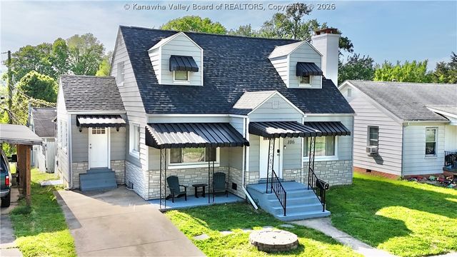 106 Layne Avenue, Nitro, WV 25143