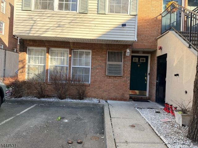 84 Union St C2, Newark City, NJ 07105