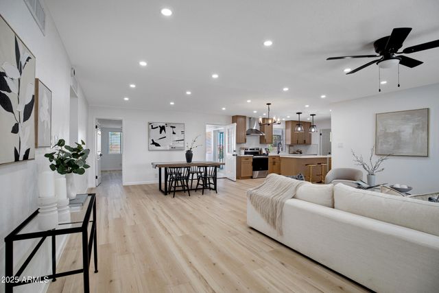 635 N 67TH Place, Mesa, AZ 85205