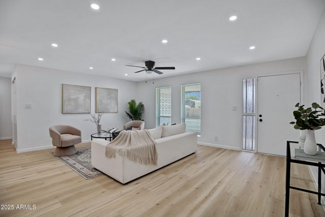 635 N 67TH Place, Mesa, AZ 85205