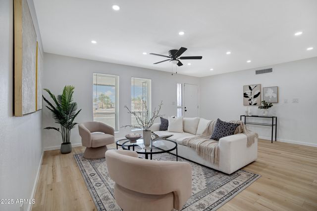 635 N 67TH Place, Mesa, AZ 85205