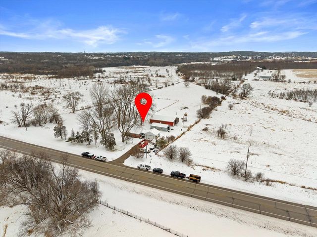 S46W29780 Genesee ROAD, Waukesha, WI 53189