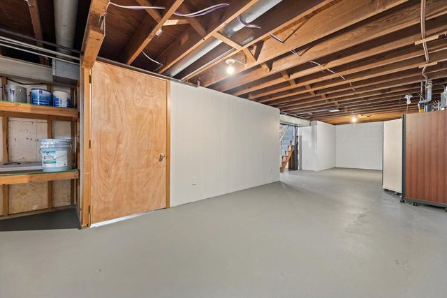 S46W29780 Genesee ROAD, Waukesha, WI 53189