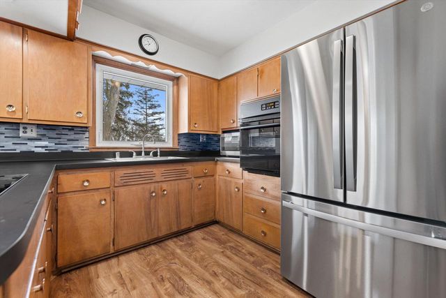 S46W29780 Genesee ROAD, Waukesha, WI 53189