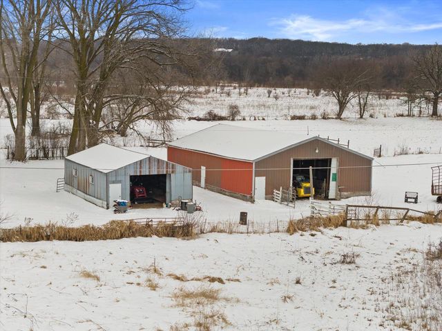 S46W29780 Genesee ROAD, Waukesha, WI 53189