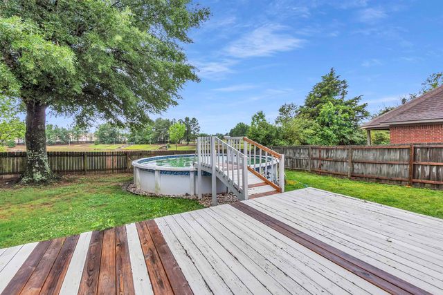 2957 VALLEY LAKE DR, Bartlett, TN 38135